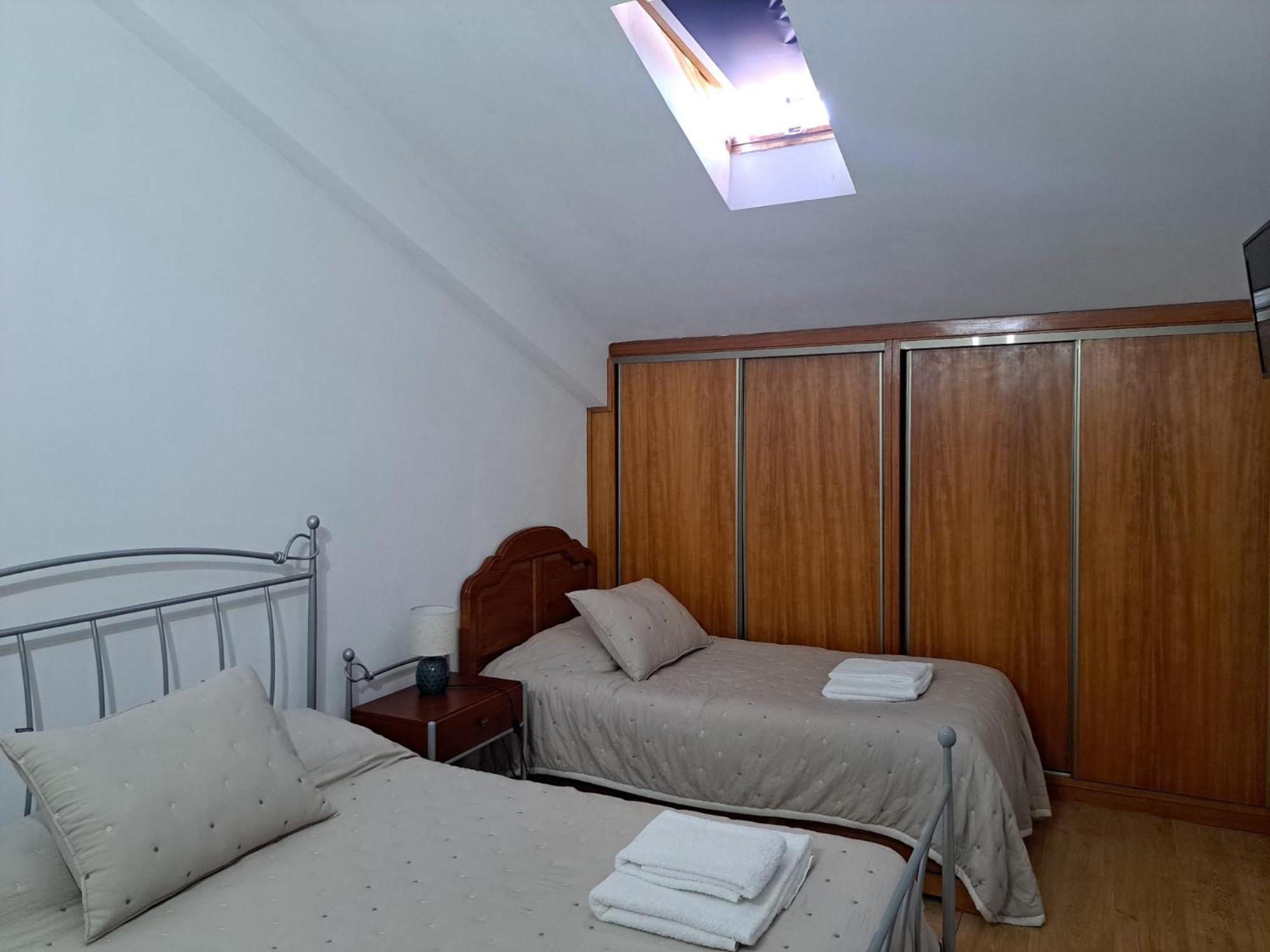 Chez Louise: Onde A Serra Beija O Ceu Lousã Zewnętrze zdjęcie